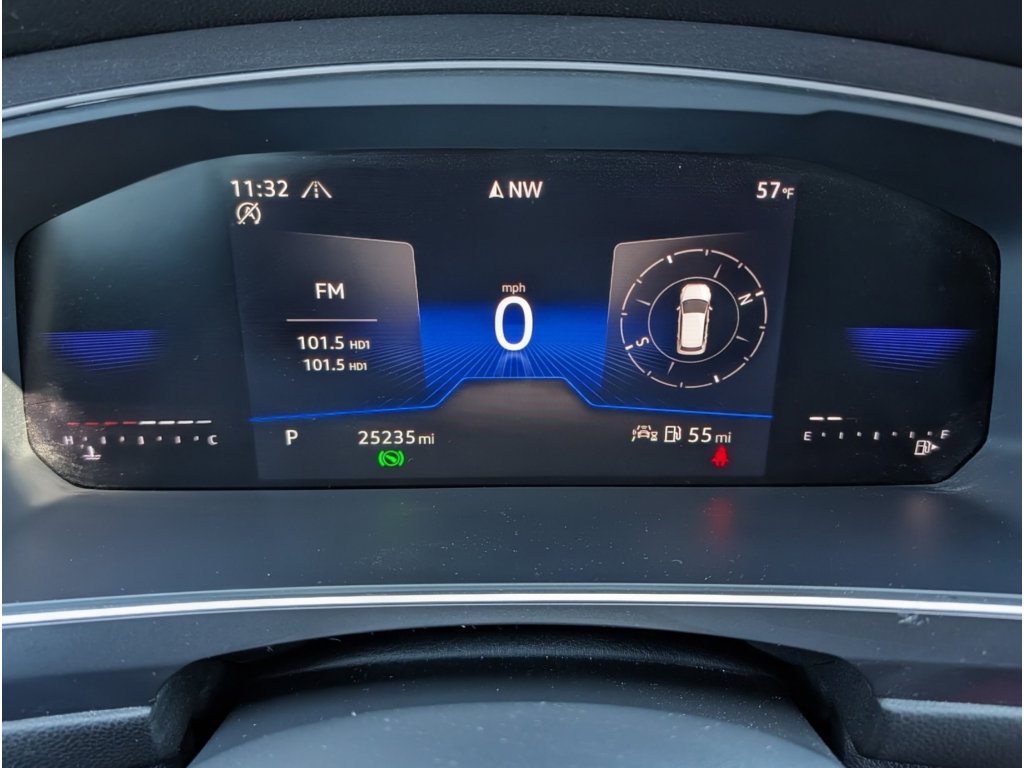 Used 2024 Volkswagen Tiguan SE image 19