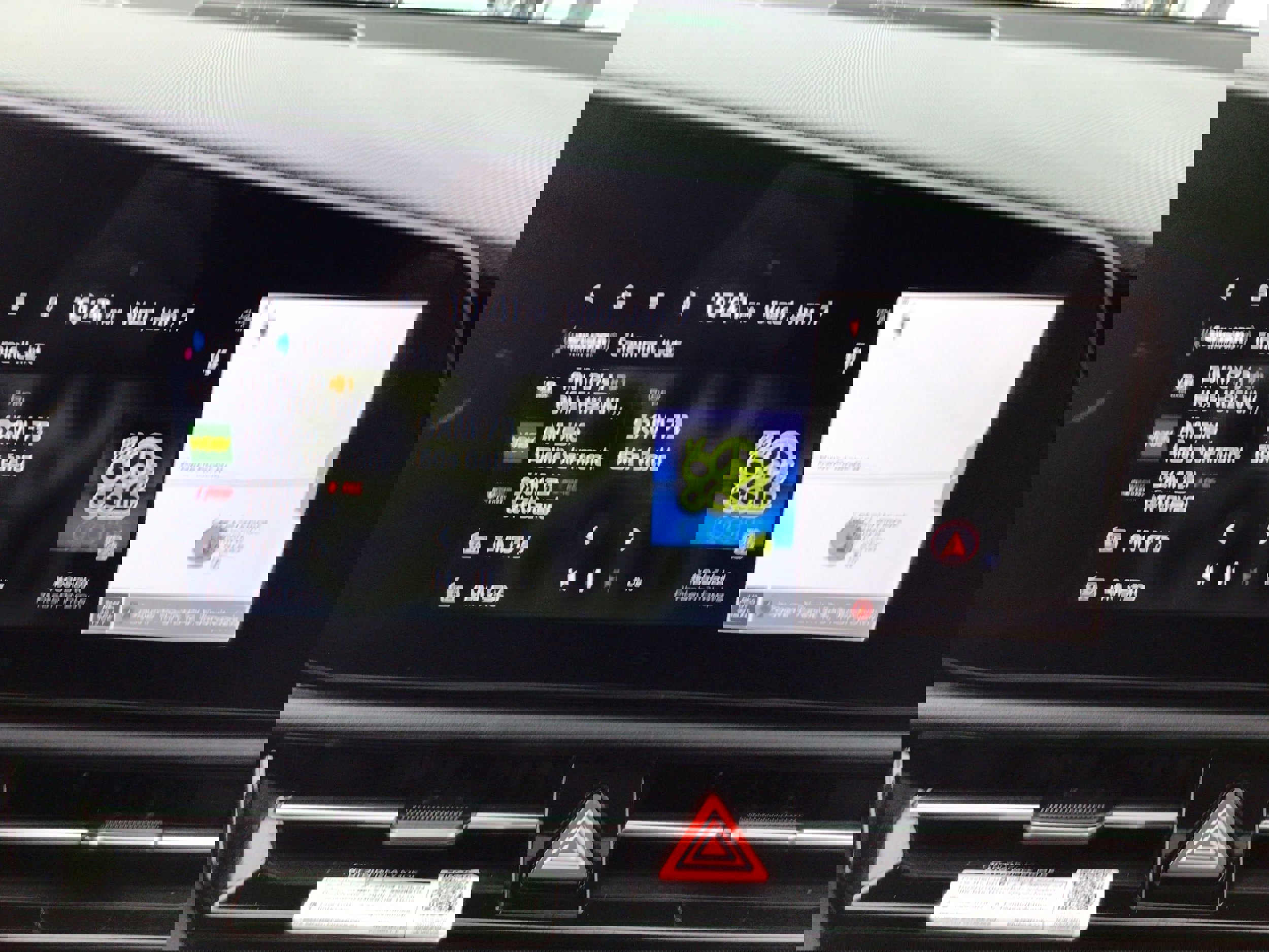 Used 2023 Kia Niro SX Touring image 21