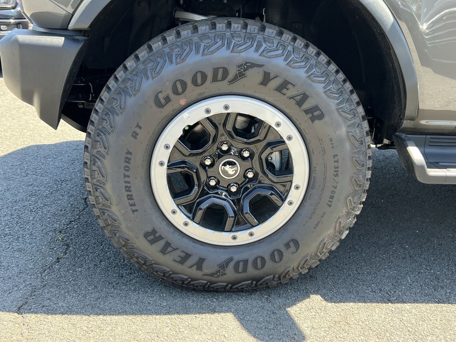 New 2025 Ford Bronco Outer Banks w/ Sasquatch Package AWD/4WD image 20