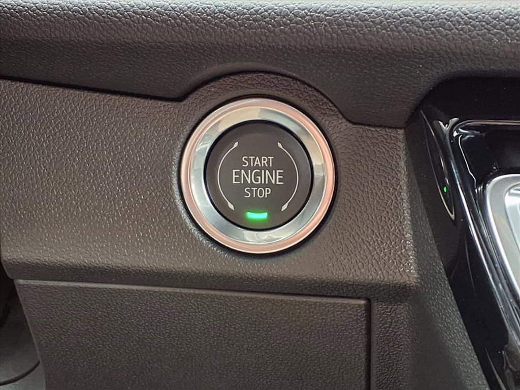 New 2026 Chevrolet Traverse LT w/ Midnight/Sport Edition image 15