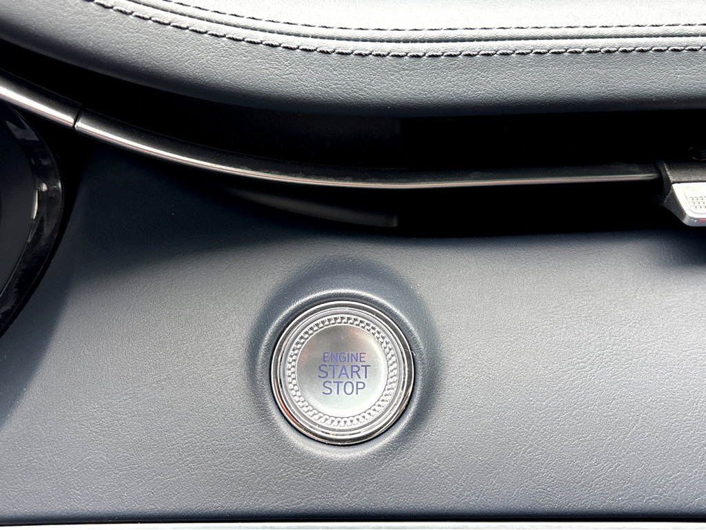 Used 2023 Genesis GV70 3.5T Sport w/ Sport Prestige Package image 7