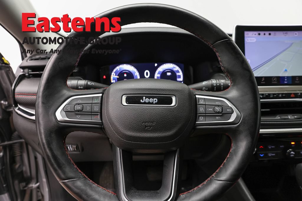 Used 2022 Jeep Compass Trailhawk w/ Trailhawk Elite Group AWD/4WD image 10