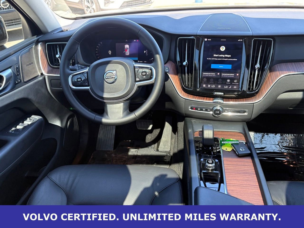 Certified 2024 Volvo XC60 B5 Plus w/ Protection Package Premier AWD/4WD image 14