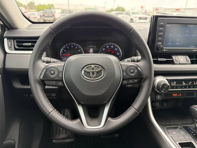 Used 2020 Toyota RAV4 XLE Premium FWD image 10
