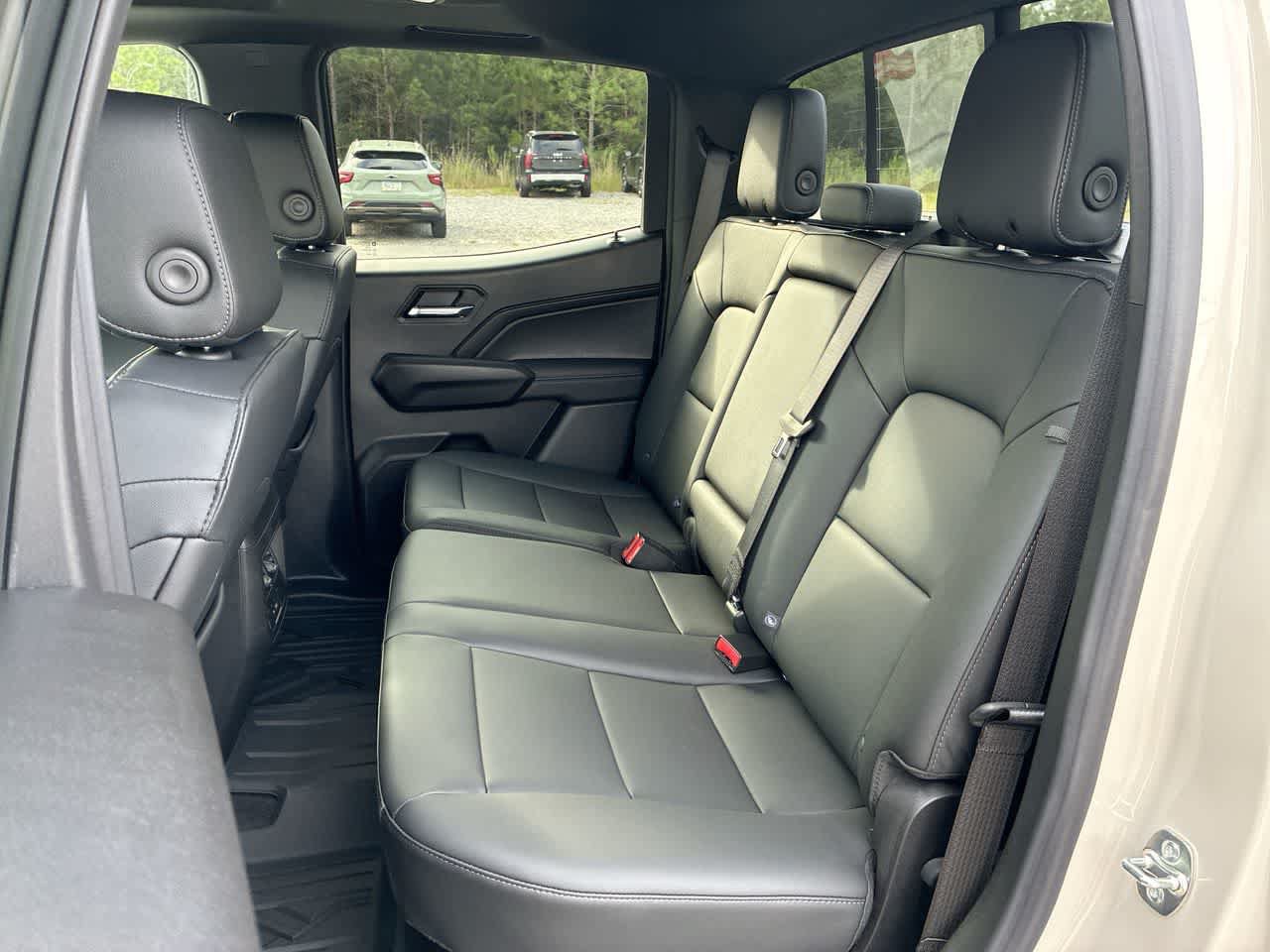 New 2026 GMC Canyon Elevation w/ Convenience Package RWD image 25