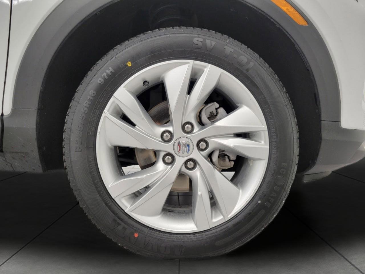 Used 2025 Buick Encore GX Preferred image 3