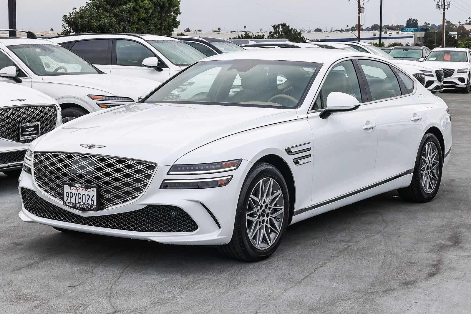 Used 2025 Genesis G80 2.5T image 3