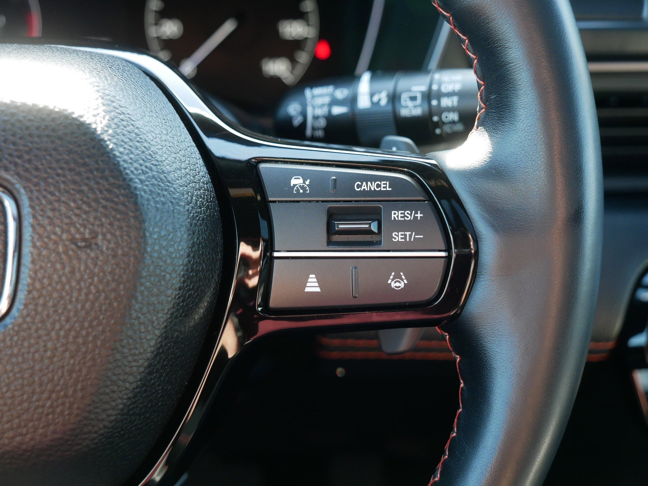 Used 2023 Honda Pilot TrailSport image 30