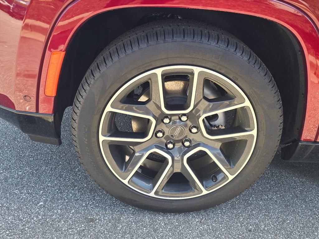 New 2025 Jeep Wagoneer Series III w/ Quick Order Package 25C Super image 8