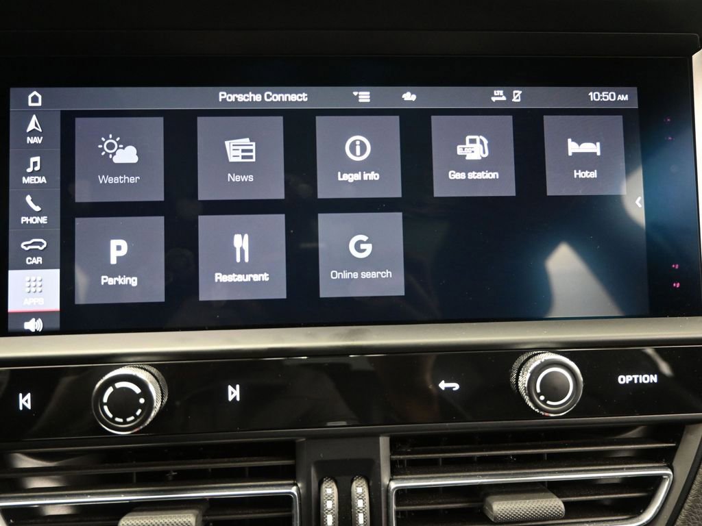 Used 2024 Porsche Macan Turbo image 35