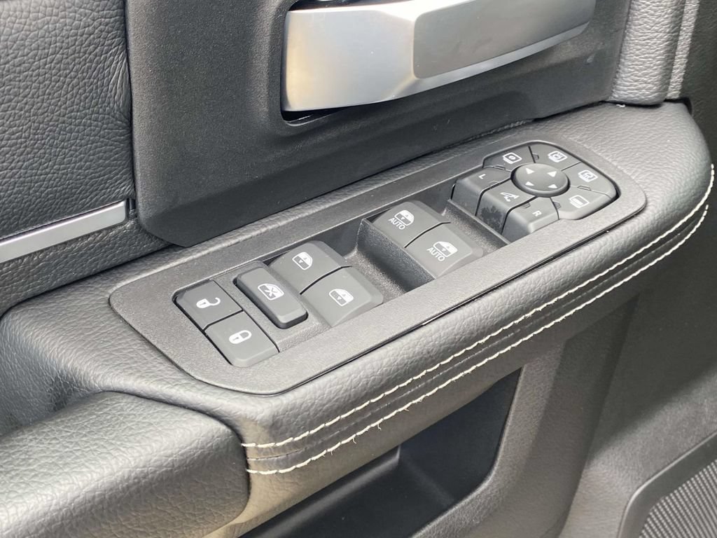 New 2026 RAM 3500 Big Horn AWD/4WD image 15