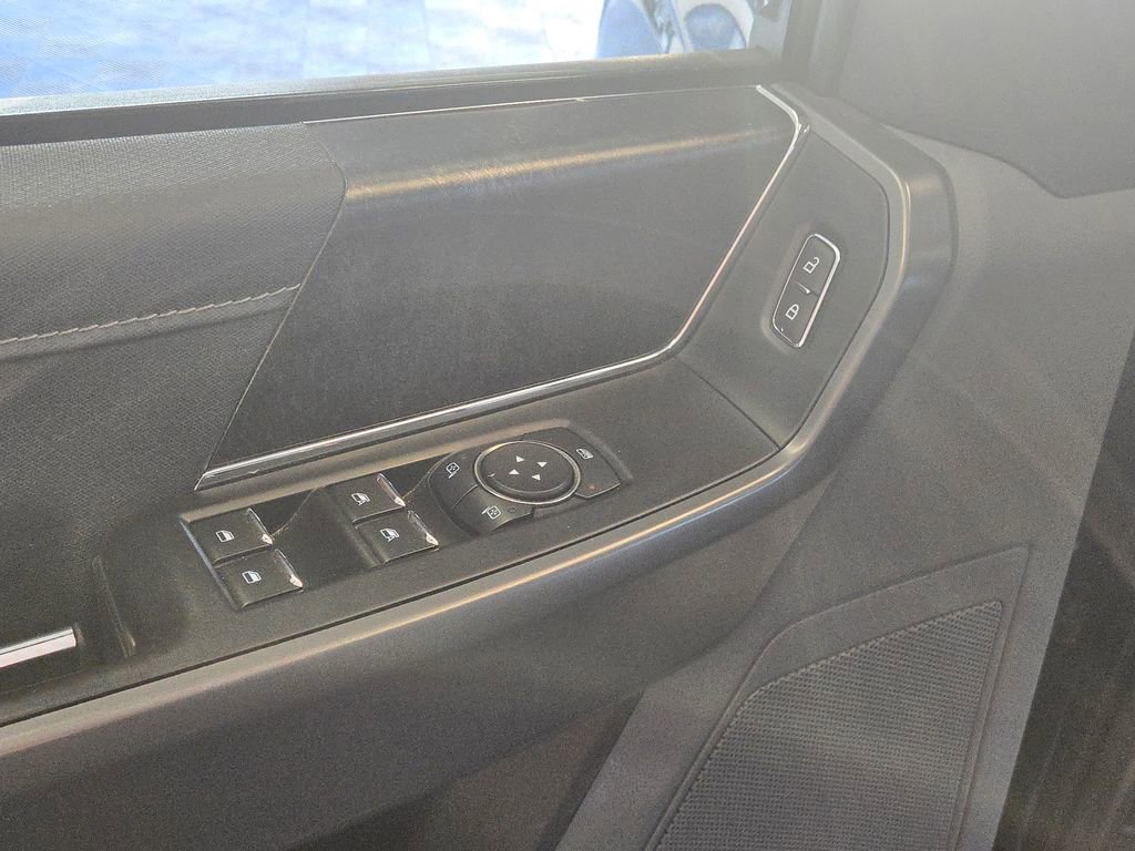 Used 2021 Ford F150 XLT w/ Equipment Group 302A High image 9