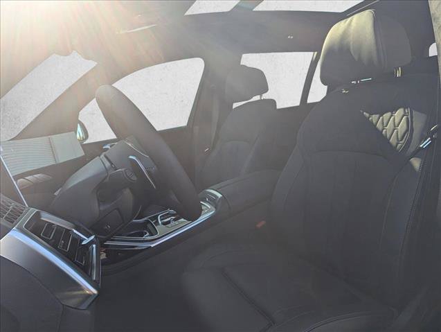 New 2026 BMW X7 M60i AWD/4WD image 4