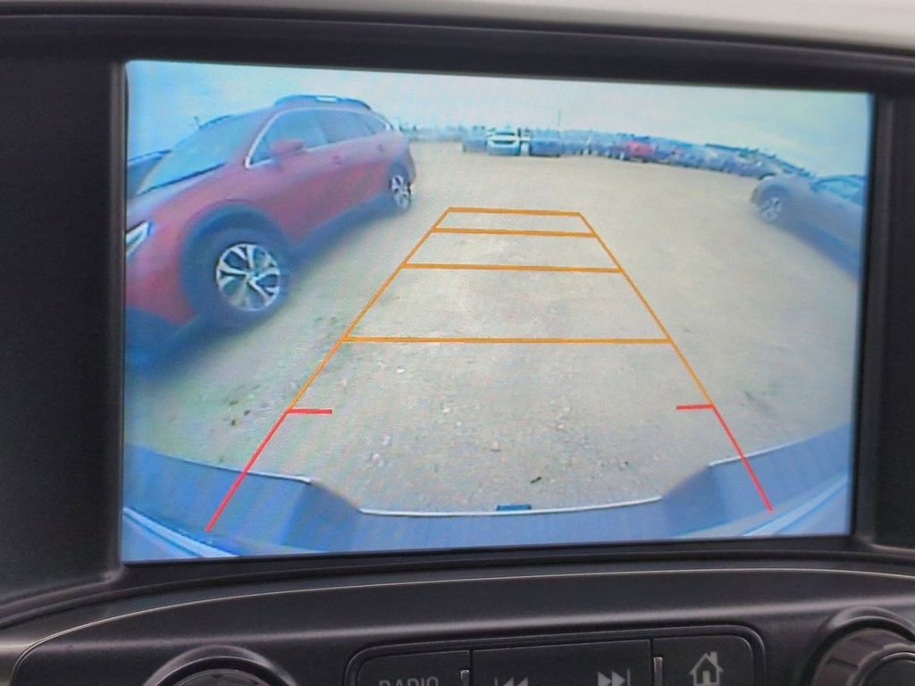 Used 2017 Chevrolet Silverado 1500 LT image 31