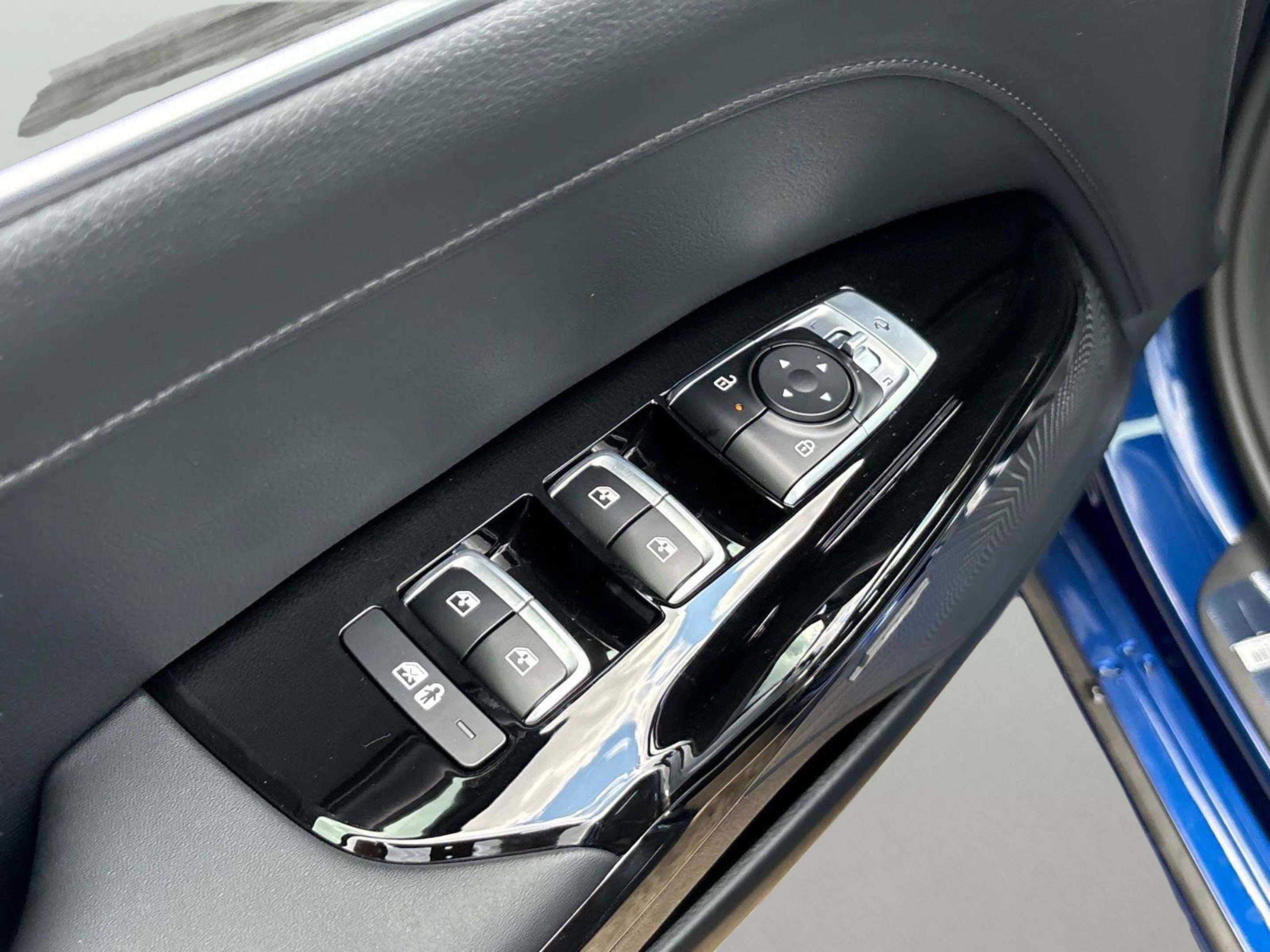 New 2025 Kia K5 EX image 20