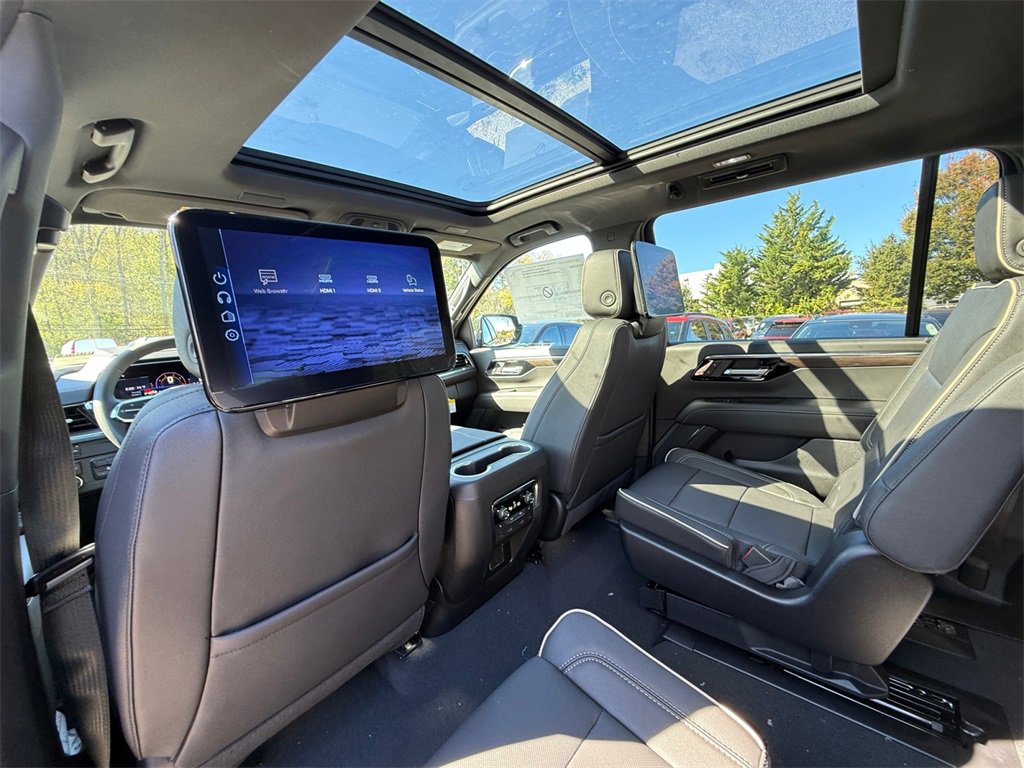 New 2026 Chevrolet Suburban Premier image 26