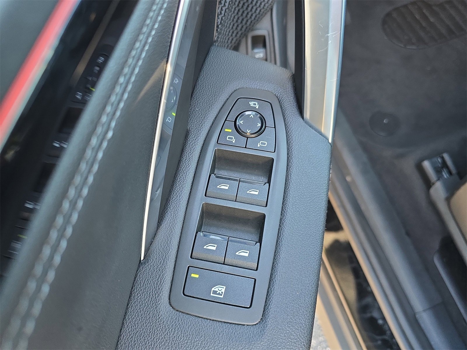 Used 2023 BMW X1 xDrive28i image 14