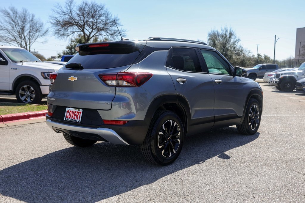 Used 2021 Chevrolet TrailBlazer LT w/ Convenience Package image 4