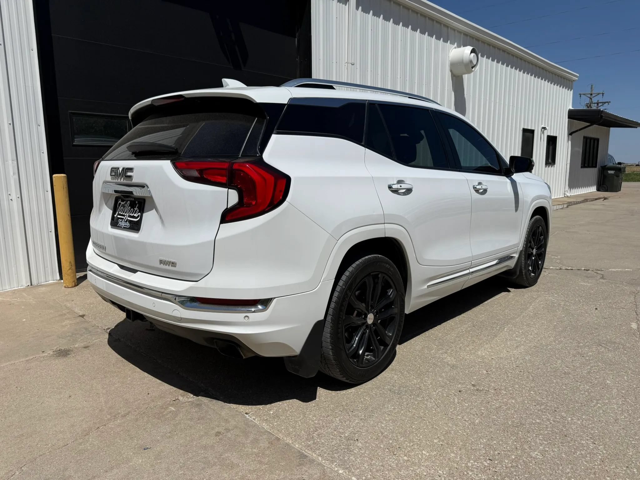 Used 2019 GMC Terrain Denali w/ Advanced Safety Package AWD/4WD image 7