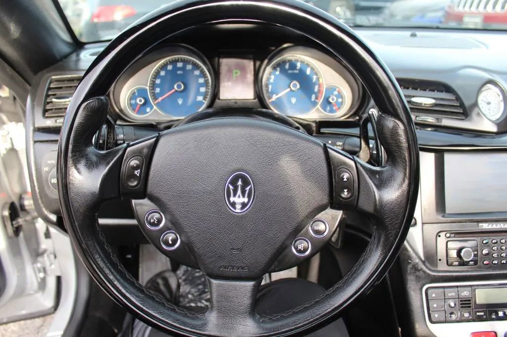 Used 2011 Maserati GranTurismo Convertible RWD image 27