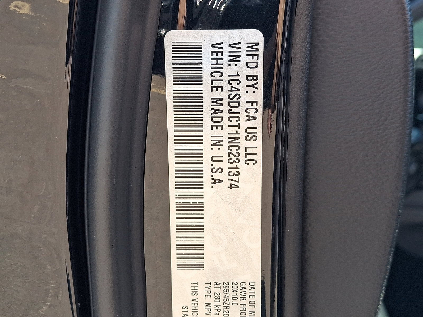 Used 2022 Dodge Durango R/T w/ Tow 'N Go Package AWD/4WD image 28