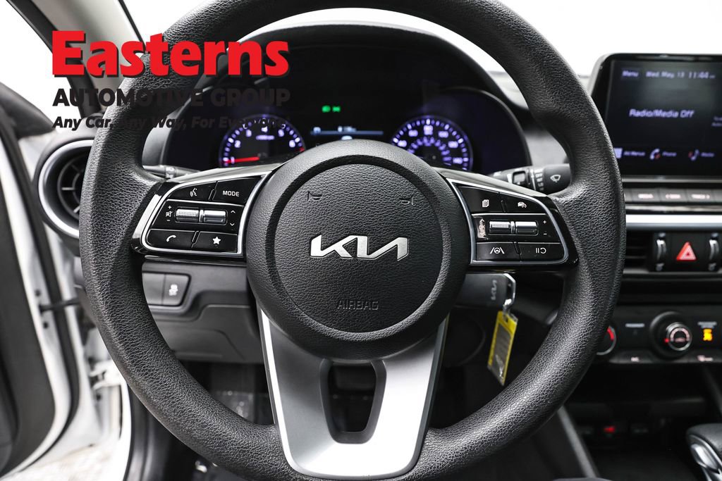 Used 2023 Kia Forte LXS FWD image 10