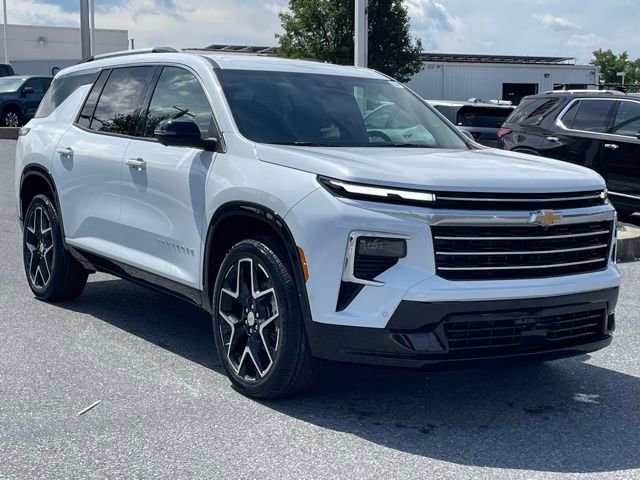 New 2026 Chevrolet Traverse High Country w/ LPO, Floor Liner Package image 1