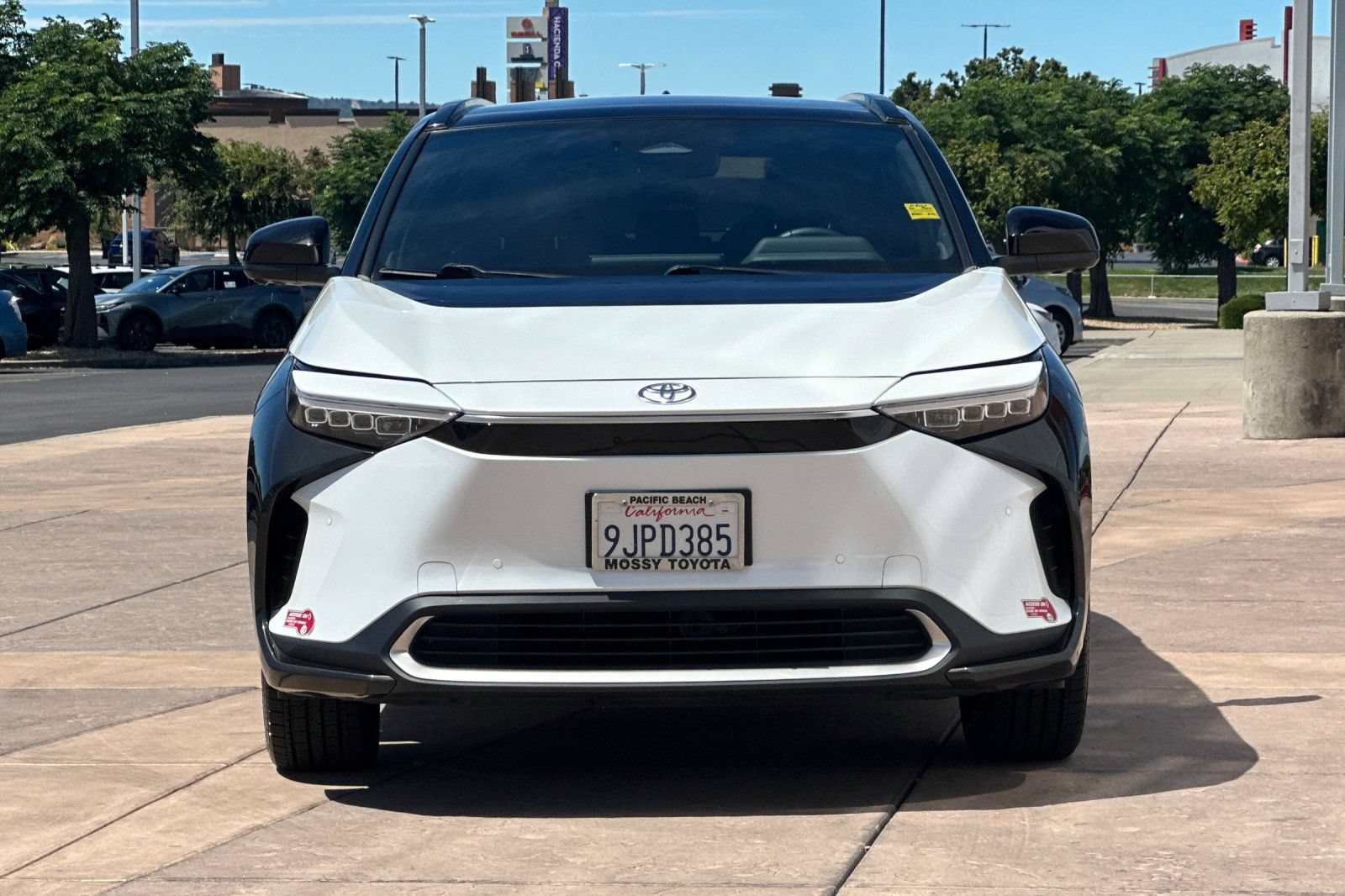 Certified 2023 Toyota bZ4X FWD image 11