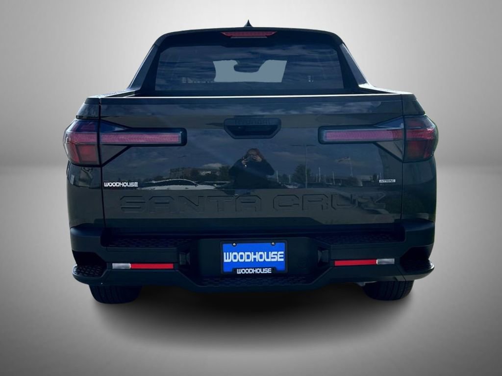 Used 2025 Hyundai Santa Cruz SE AWD/4WD image 7
