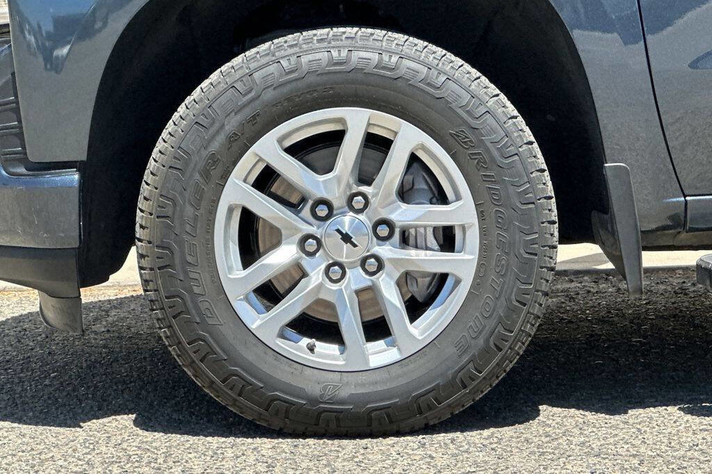 Used 2021 Chevrolet Silverado 1500 RST w/ Z71 Off-Road Package image 24