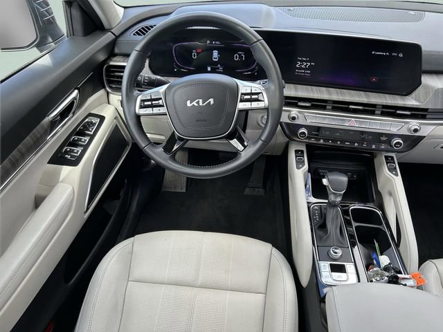 Used 2024 Kia Telluride EX image 19