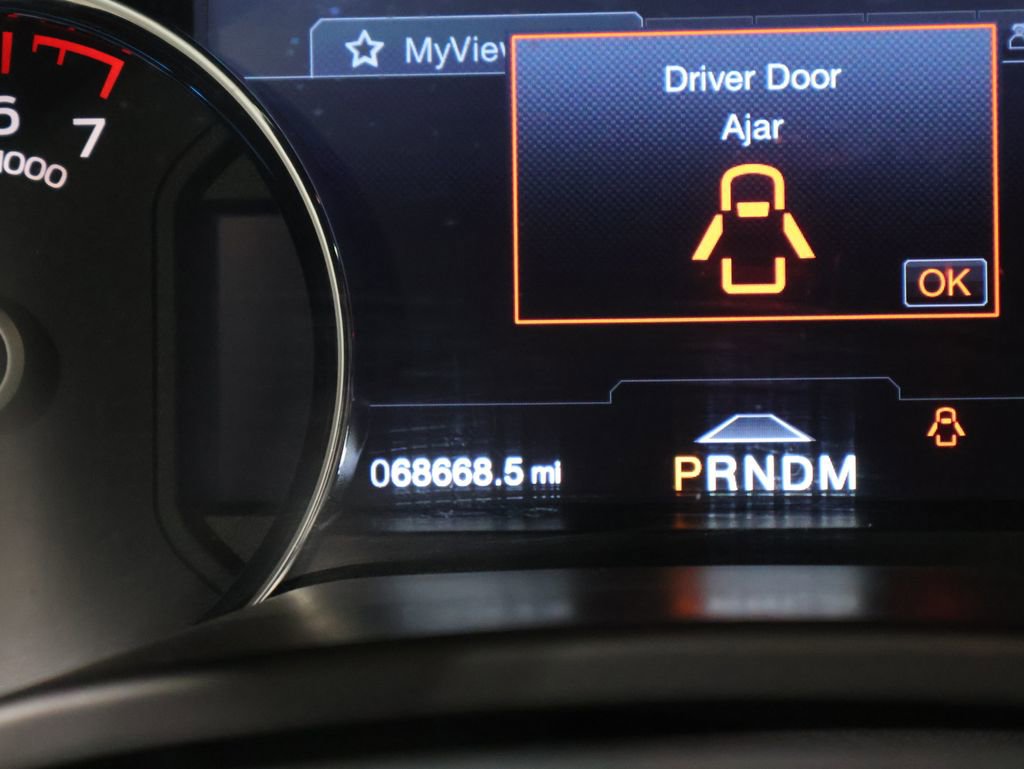 Used 2018 Ford F150 Lariat w/ Equipment Group 502A Luxury image 39