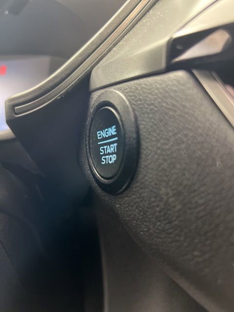 Used 2024 Ford Escape Active image 12
