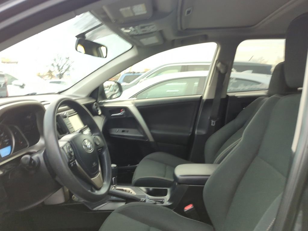 Used 2015 Toyota RAV4 XLE image 6