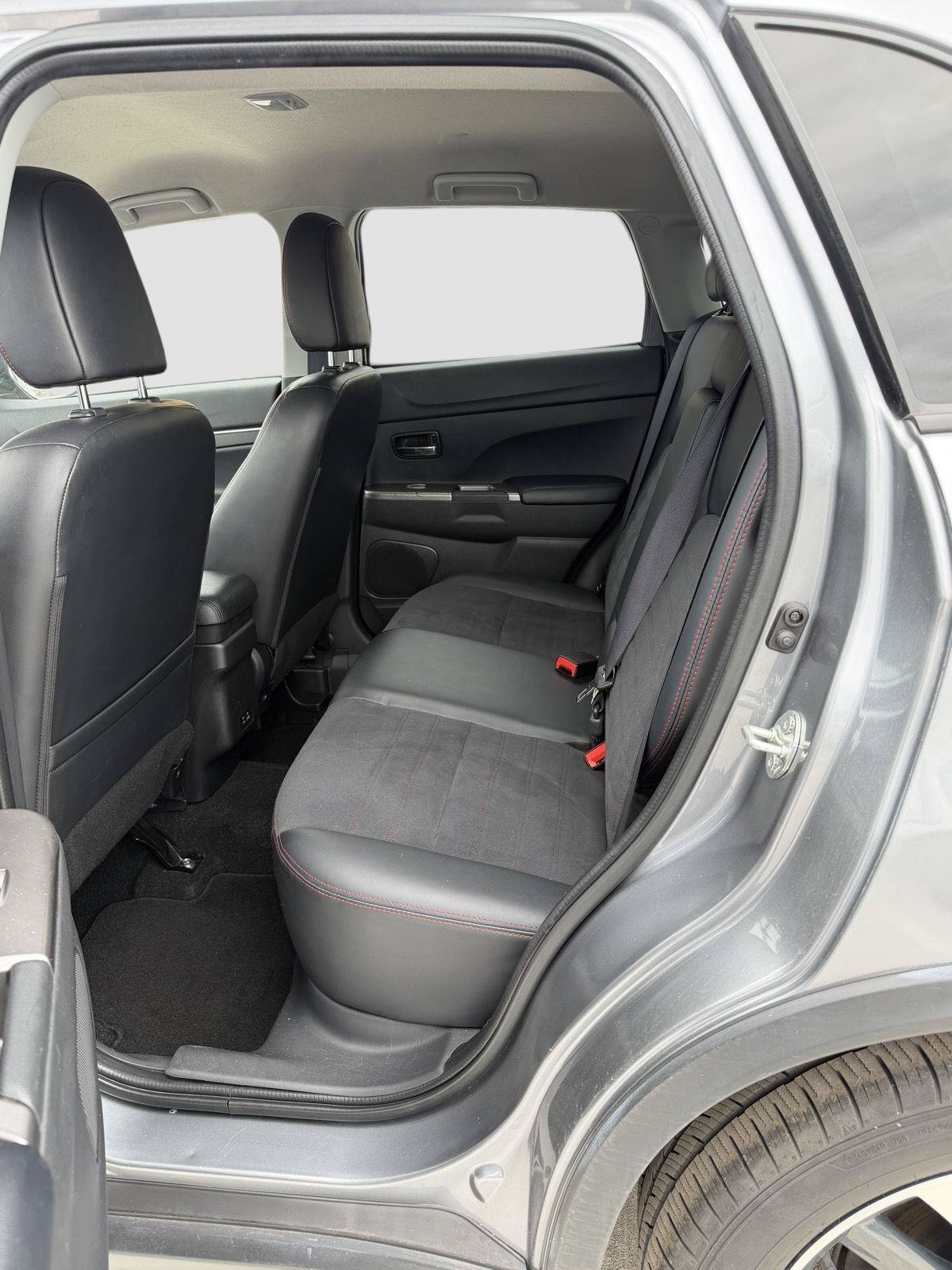 Used 2024 Mitsubishi Outlander Sport AWD image 21