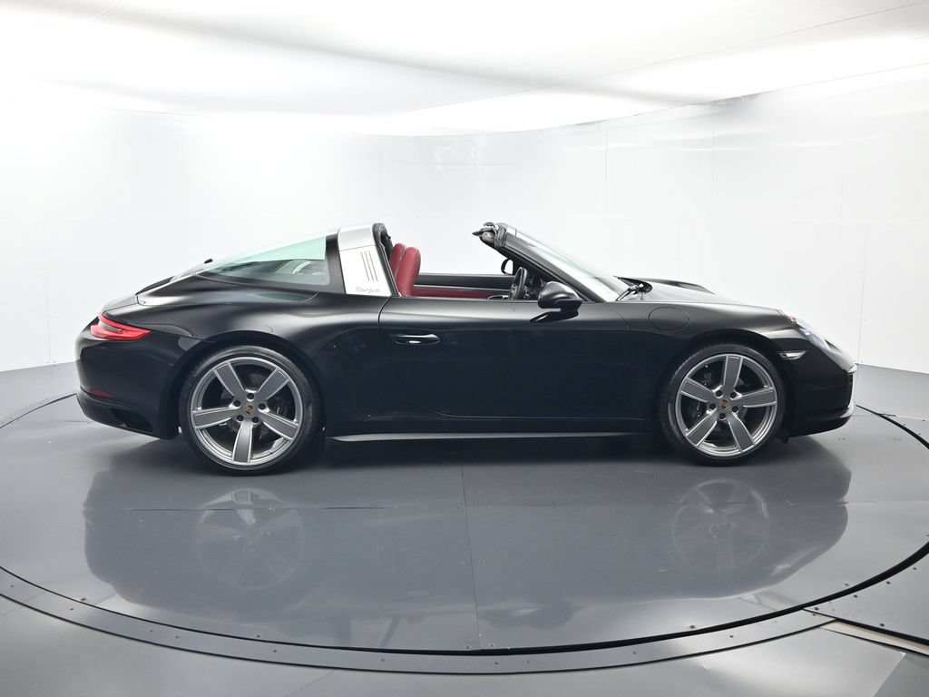 Certified 2019 Porsche 911 Targa 4 AWD/4WD image 16
