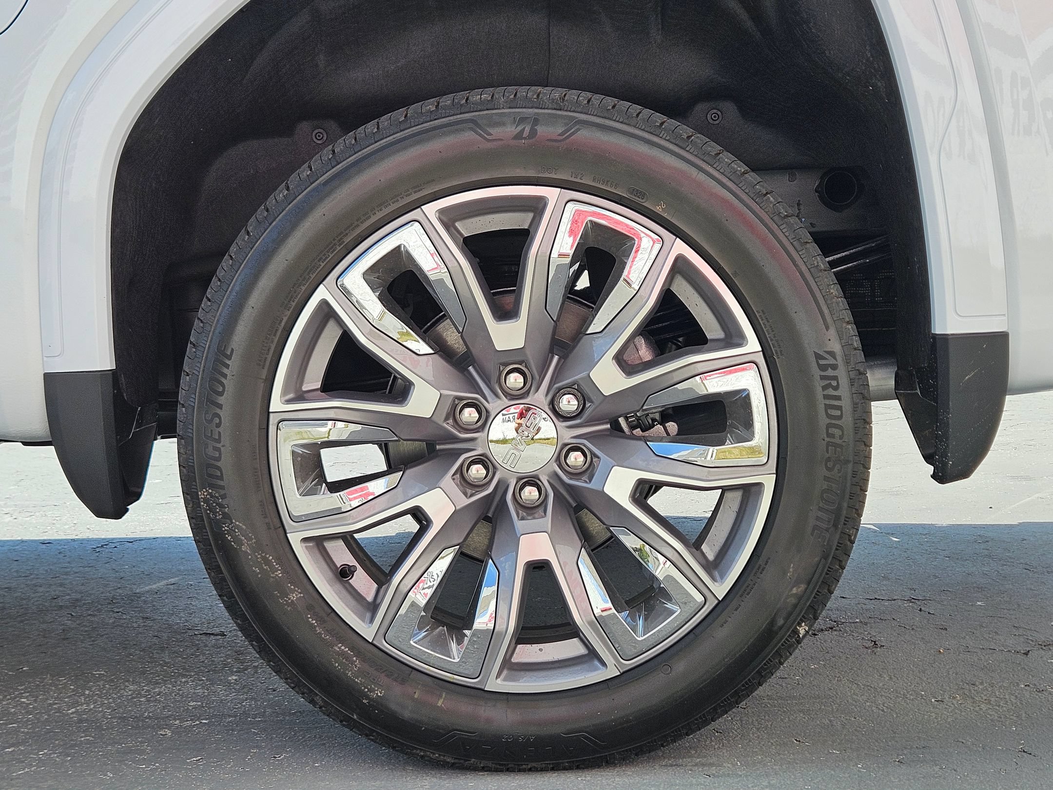 Used 2026 GMC Sierra 1500 Denali w/ Denali Reserve Package AWD/4WD image 28