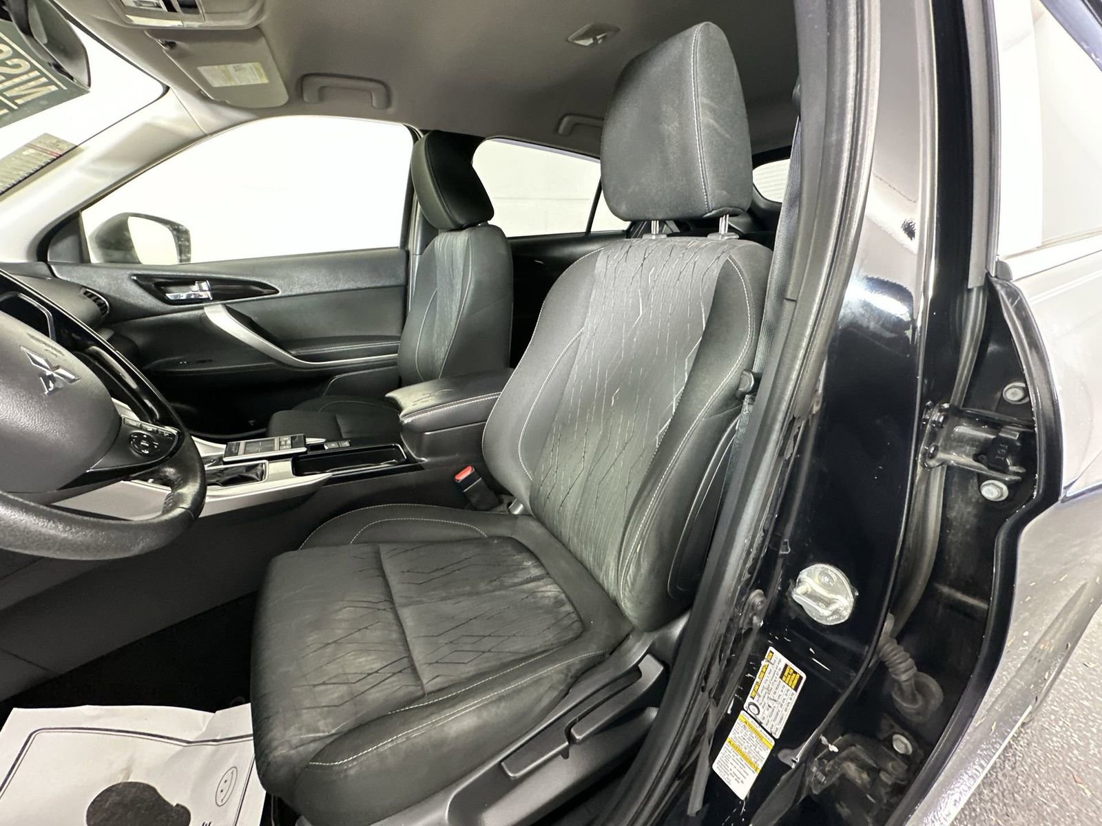 Used 2020 Mitsubishi Eclipse Cross SE image 15