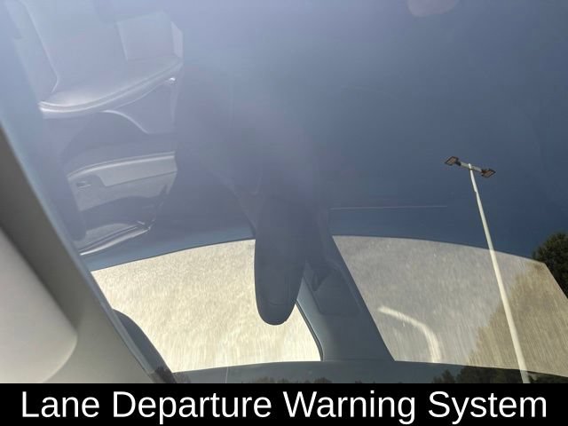 Used 2026 Tesla Model Y Long Range RWD image 23