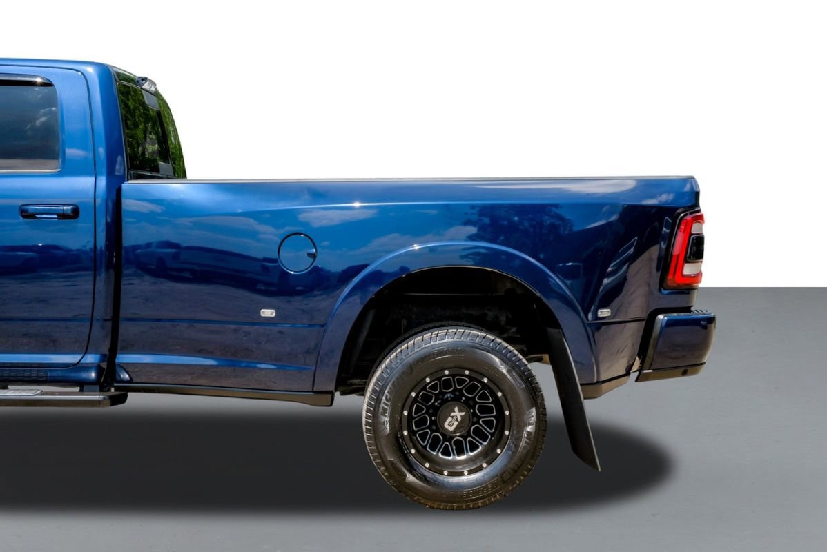 Used 2020 RAM 3500 Laramie w/ Night Edition AWD/4WD image 11