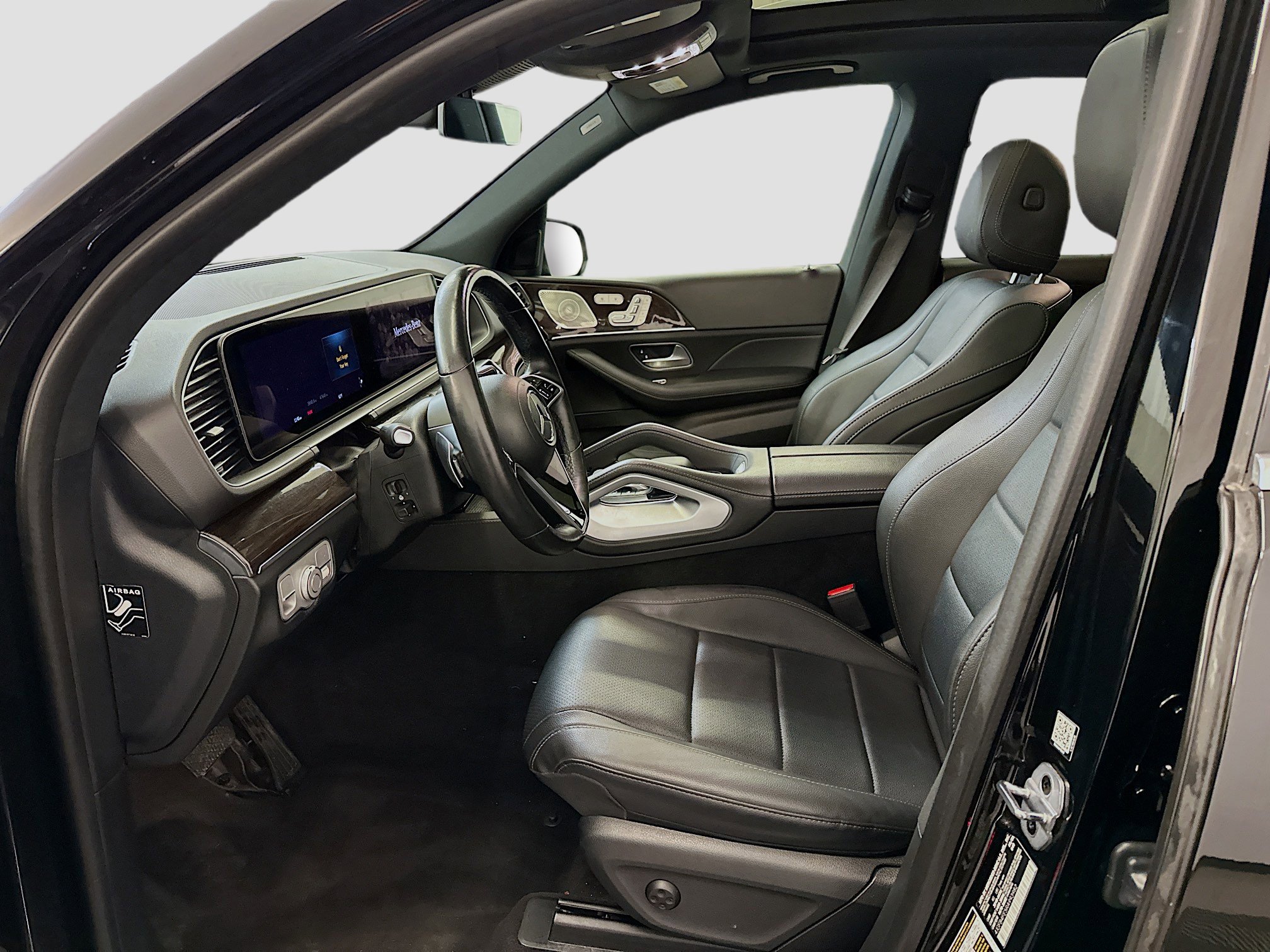 Used 2024 Mercedes-Benz GLE 350 4MATIC w/ 3rd Row Seat Package image 13