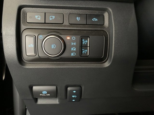 Used 2024 Ford F350 Platinum w/ FX4 Off-Road Package image 10