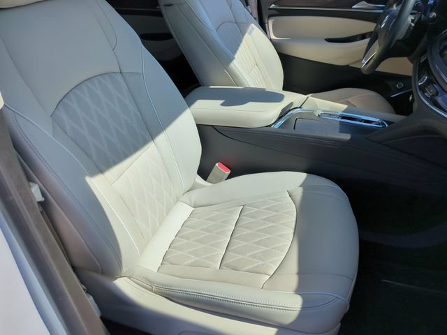 Used 2023 Buick Enclave Avenir w/ Avenir Technology Package FWD image 26