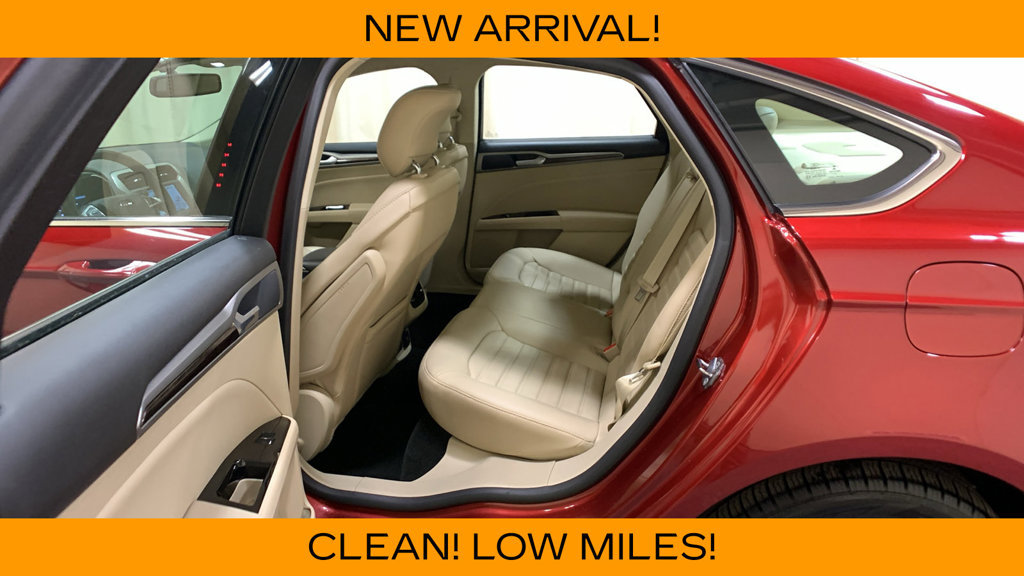 Used 2013 Ford Fusion SE FWD image 23