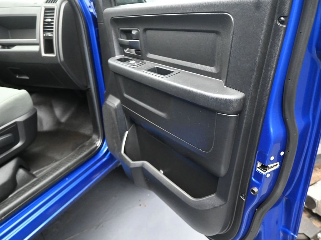 Used 2016 RAM 2500 Tradesman w/ Popular Equipment Group image 33