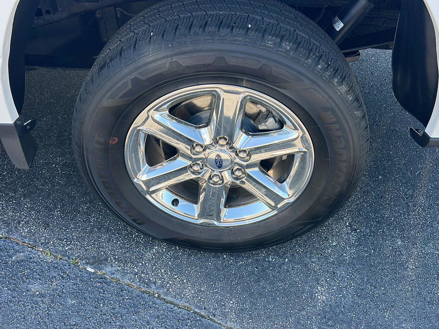 Used 2024 Ford F150 XLT w/ Equipment Group 302A MID image 38