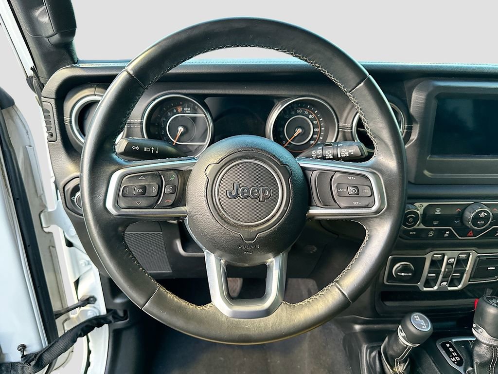 Used 2018 Jeep Wrangler Unlimited Sahara image 15