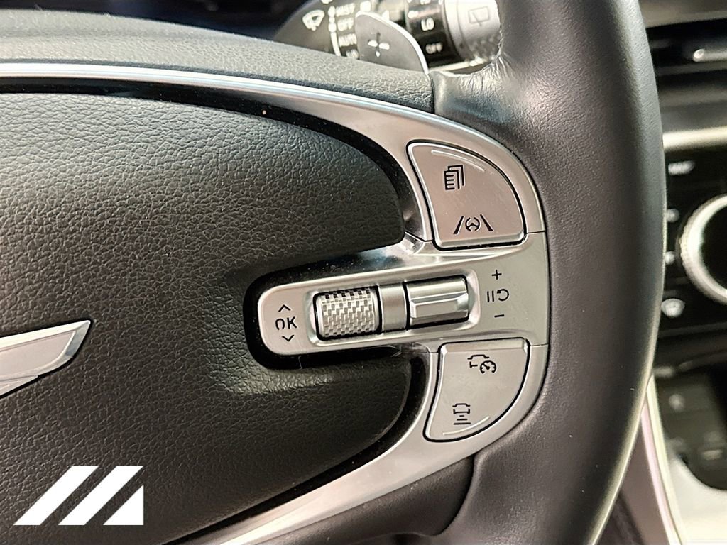 Used 2022 Genesis GV80 2.5T Advanced AWD/4WD image 13
