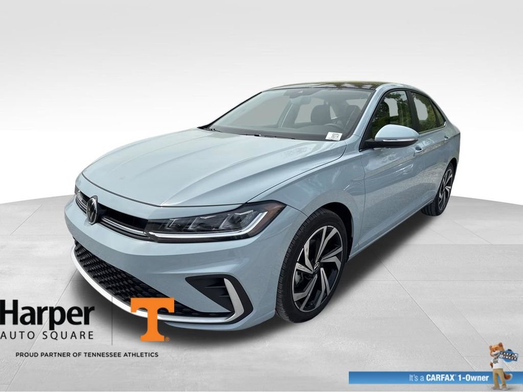 Used 2025 Volkswagen Jetta SEL image 1