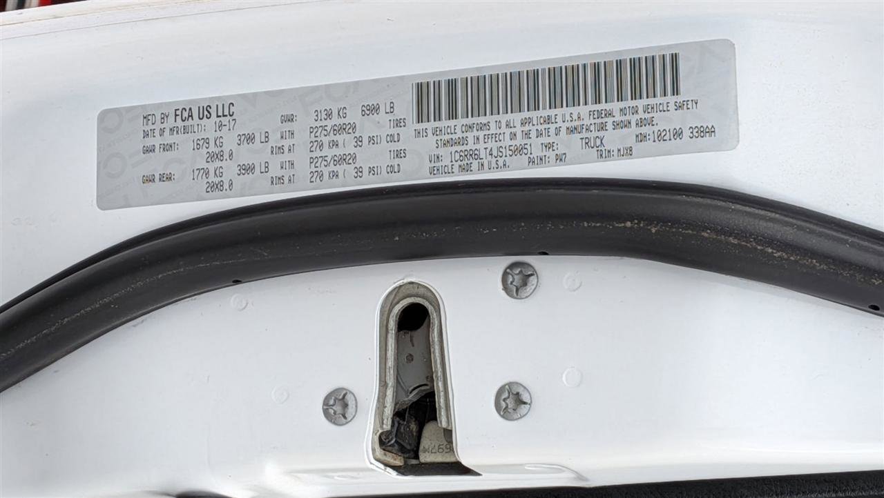 Used 2018 RAM 1500 SLT image 32